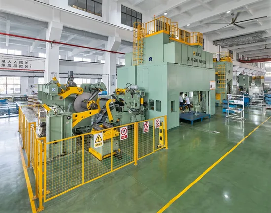 Alimentador y troqueles automáticos de punzonadora de precisión